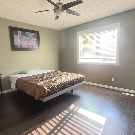 Monthly Accommodation Edmonton Londondery, Pilot Sound, Mcconachie Area Εξωτερικό φωτογραφία